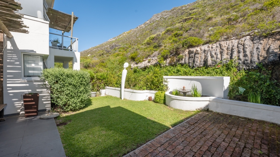 6 Bedroom Property for Sale in Agulhas Western Cape